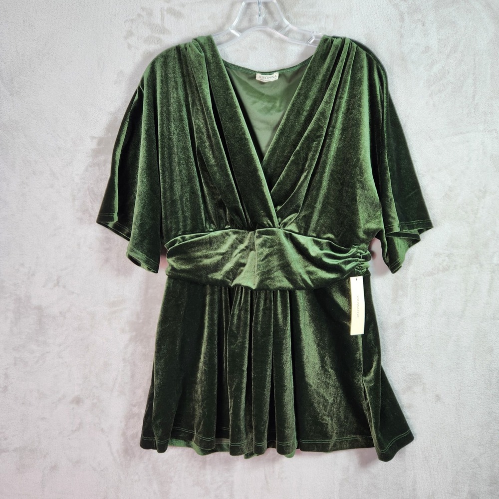 Kiyonna Velvet Top Women 1X Green VNeck Ruched Empire Waist Holiday Elegant Luxe